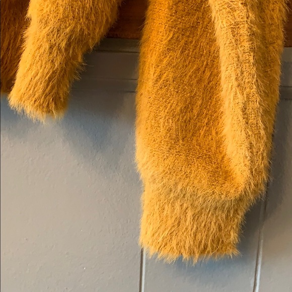 Böhme Brielle Cropped Sweater in Mustard - Picture 5 of 6